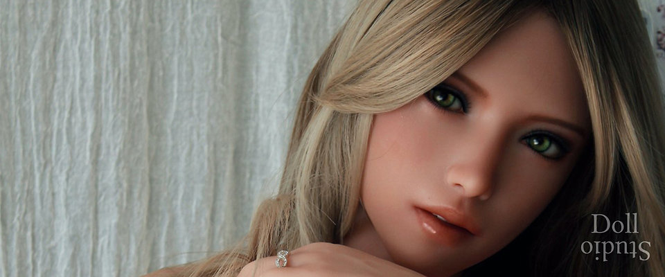 SE Doll SE-157/G mit ›Queena‹ Kopf