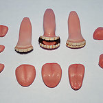 VonRubber Tongue & Teeth Set