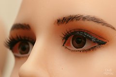 Head comparison: Maid-Fong (Maidlee Doll) - Eyes