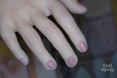 Painted finger nails (hand couresty of Maidlee Doll's Maid-Fong)